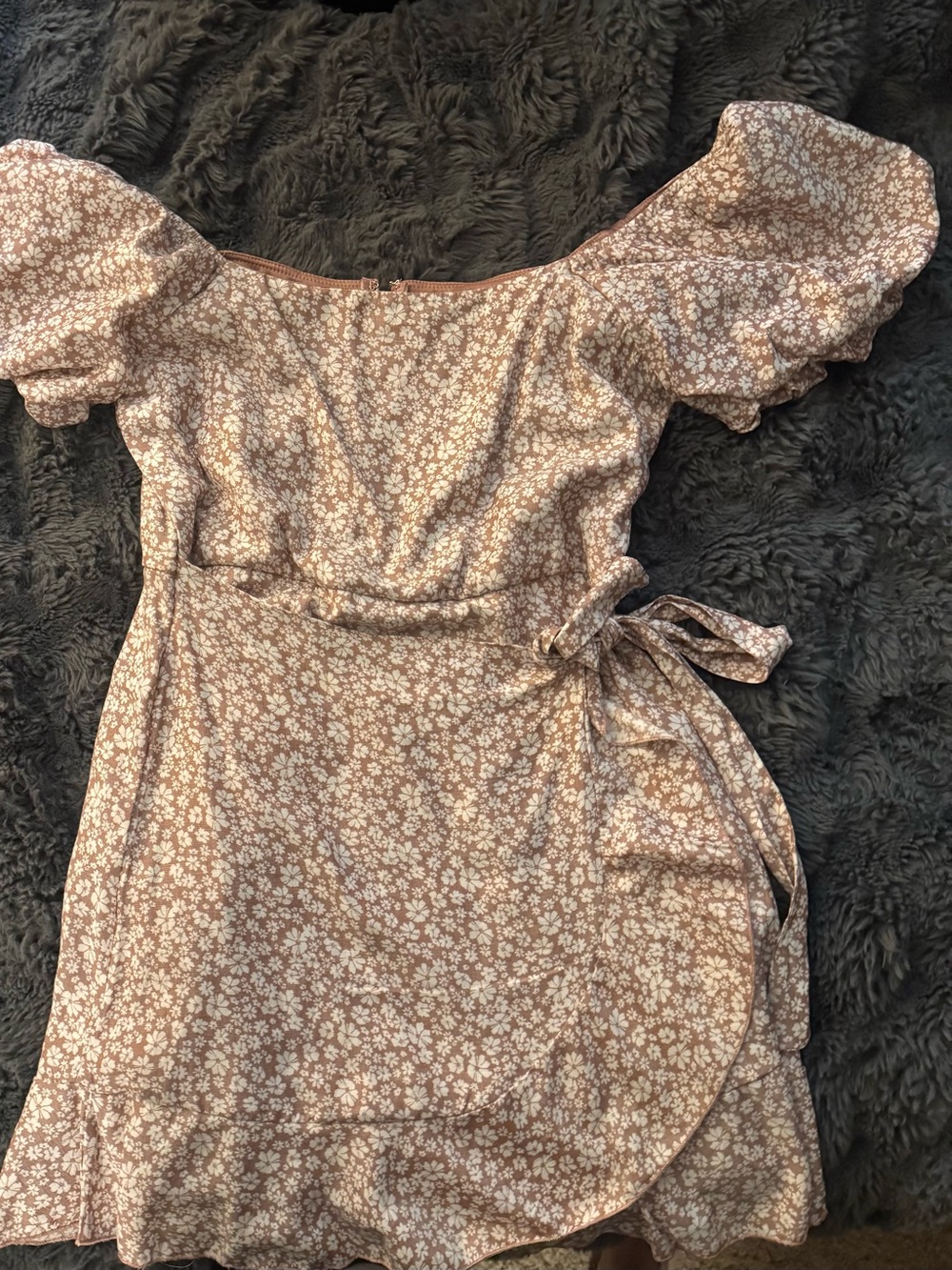 Trixxi XL Mauve Floral Puff Sleeve Wrap Style Dress